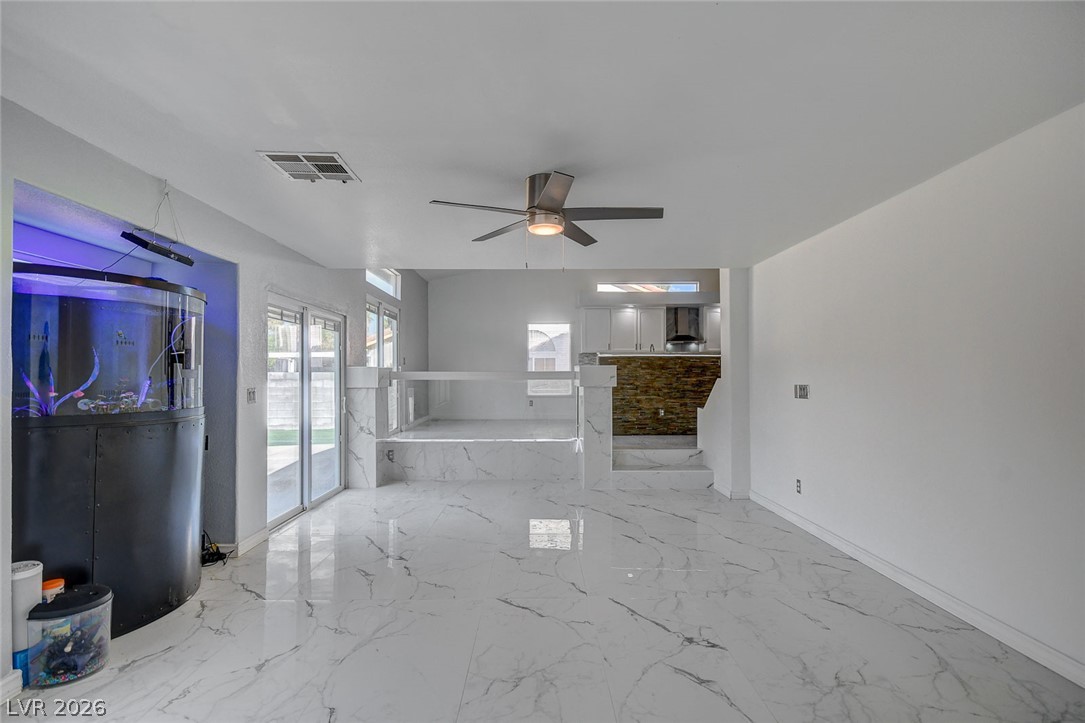 1496 Silver Glen Avenue Las Vegas NV 89123