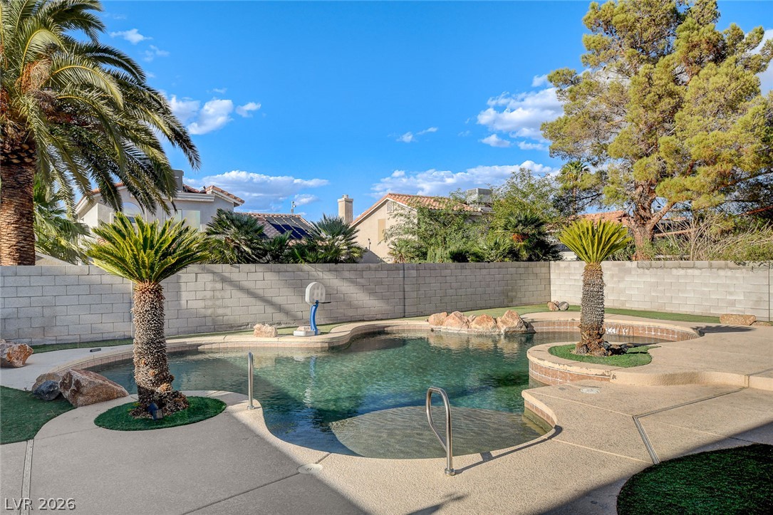 1496 Silver Glen Avenue Las Vegas NV 89123
