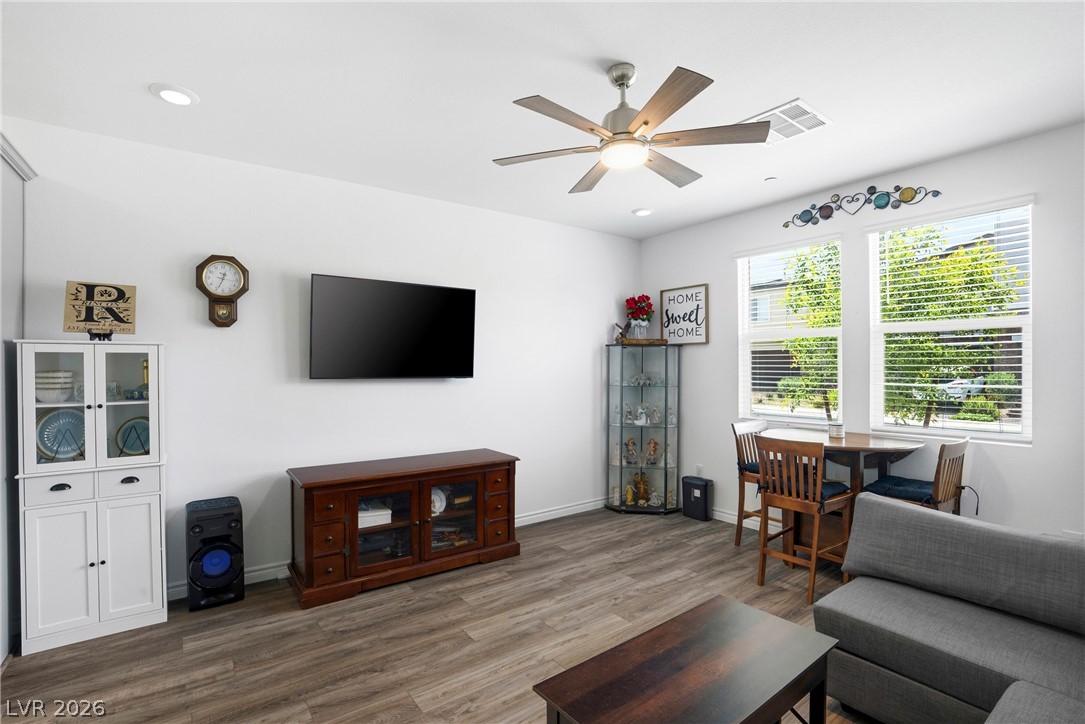 9672 Abel Cliff Street Las Vegas NV 89143