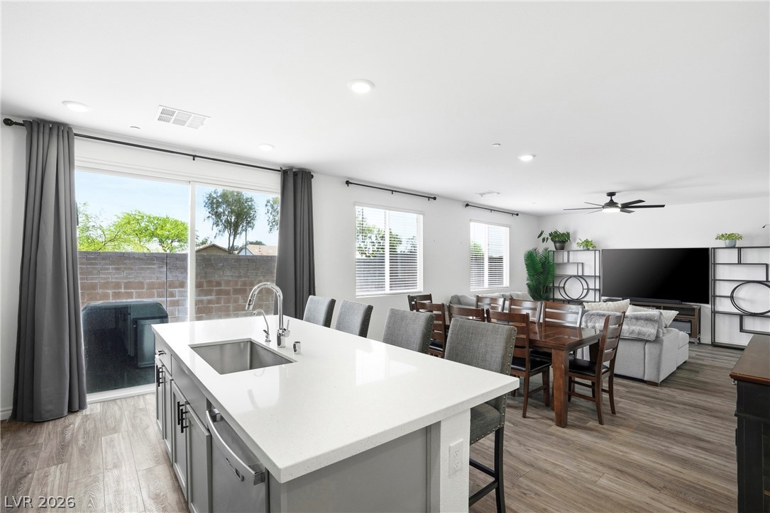 9672 Abel Cliff Street Las Vegas NV 89143