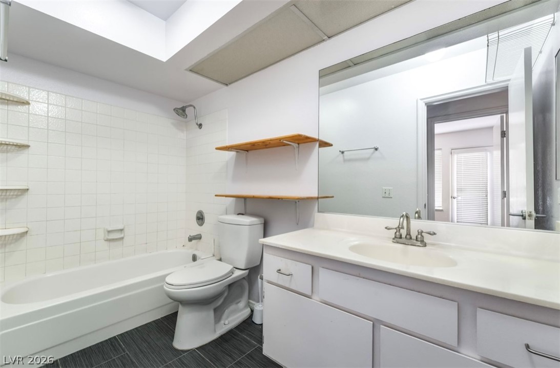 2208 Tarraso Way Las Vegas NV 89102