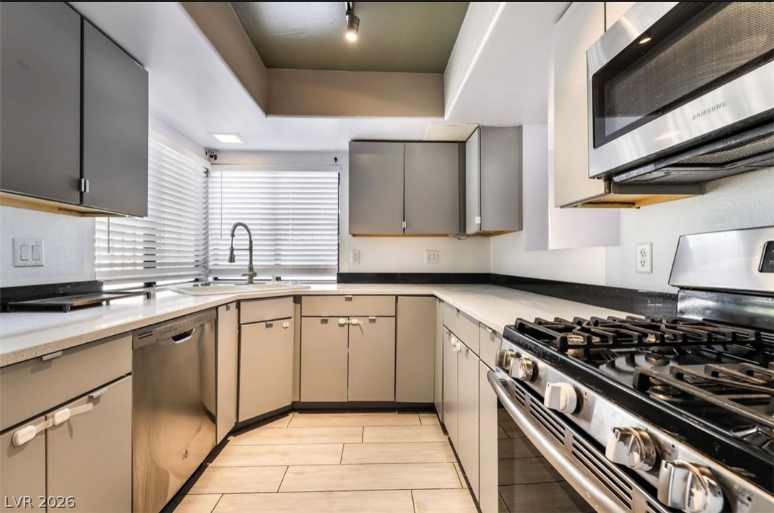 2208 Tarraso Way Las Vegas NV 89102