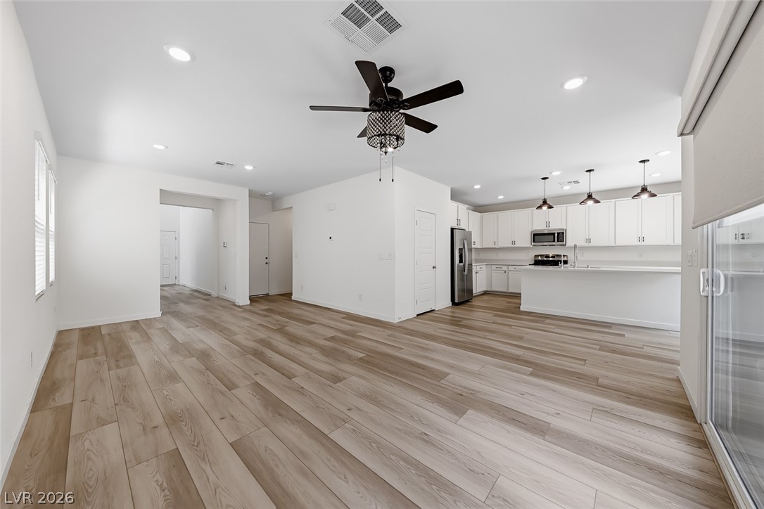8335 Meridian Ridge Avenue Las Vegas NV 89147