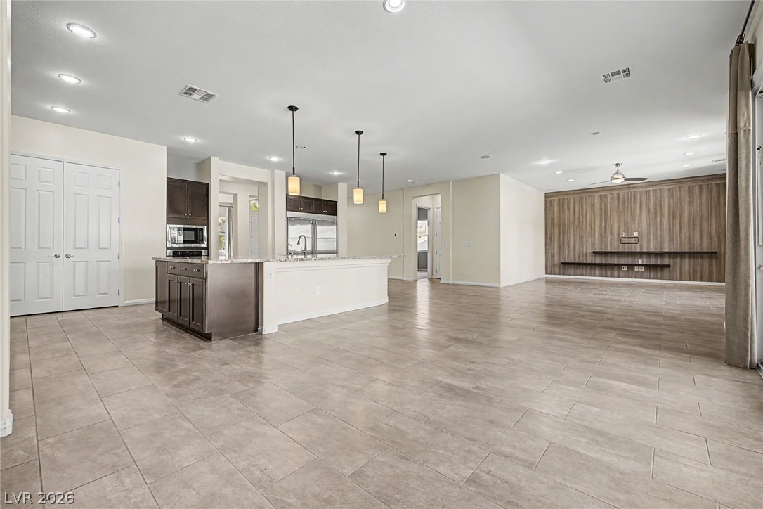 7132 Shire Ridge Avenue Las Vegas NV 89131