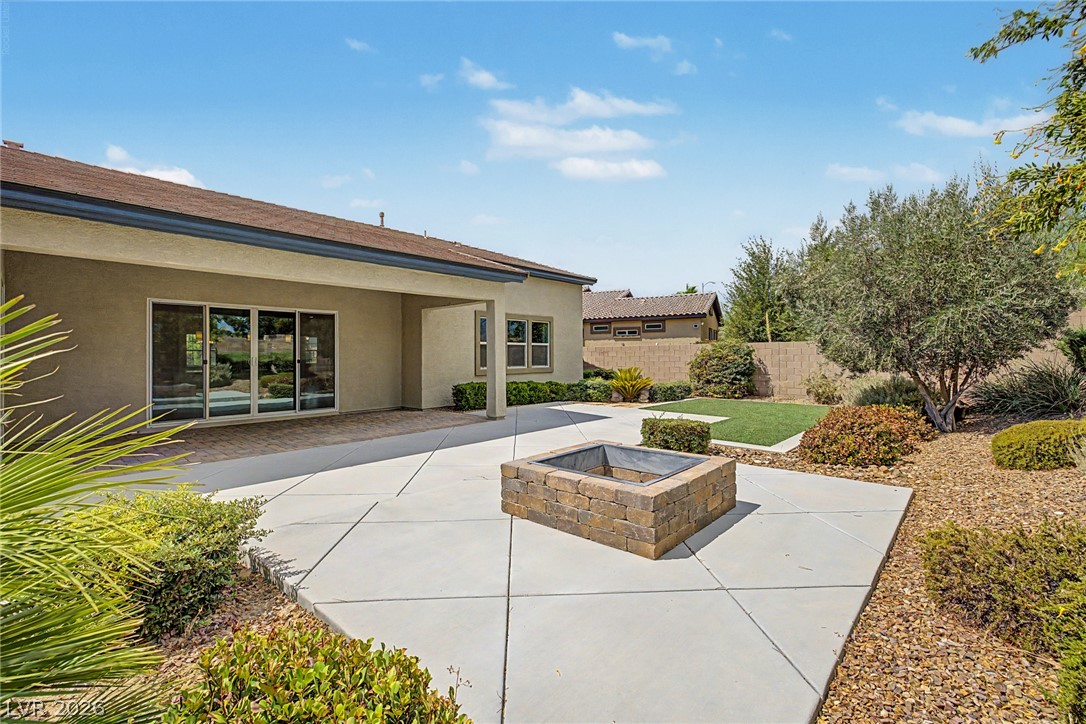 7132 Shire Ridge Avenue Las Vegas NV 89131