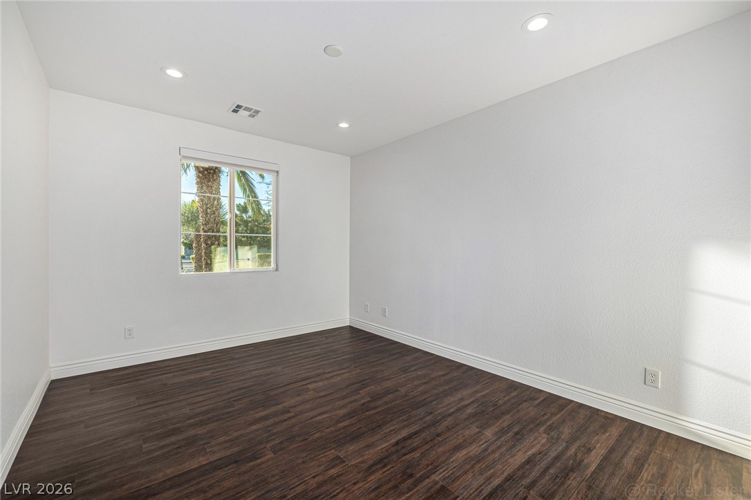 7840 Thunder Echo Street Las Vegas NV 89131