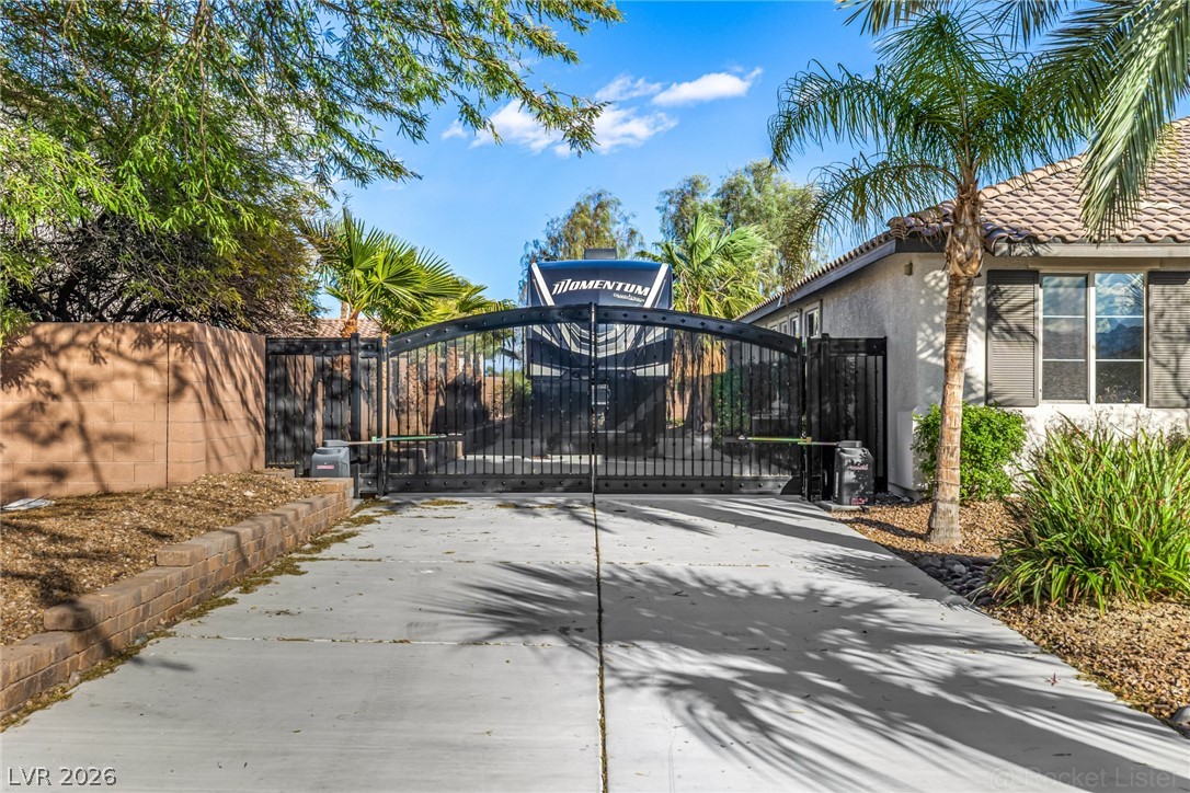 7840 Thunder Echo Street Las Vegas NV 89131