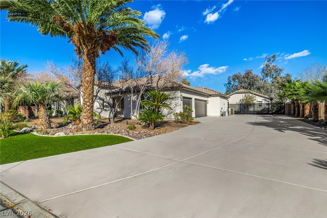 7840 Thunder Echo Street Las Vegas NV 89131