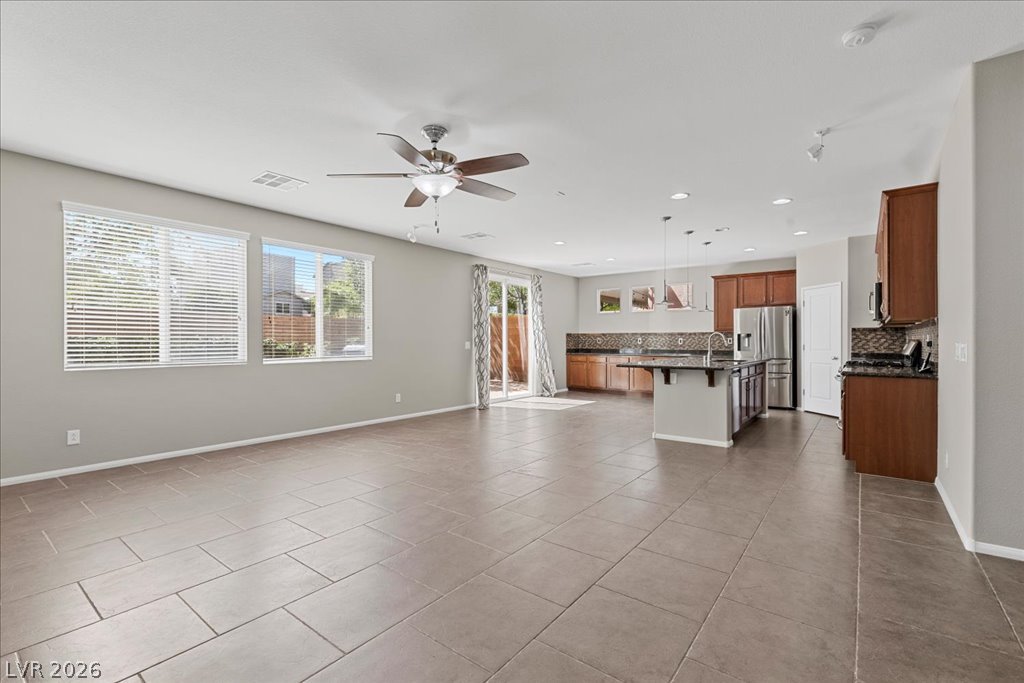 10833 Whipple Crest Avenue Las Vegas NV 89166