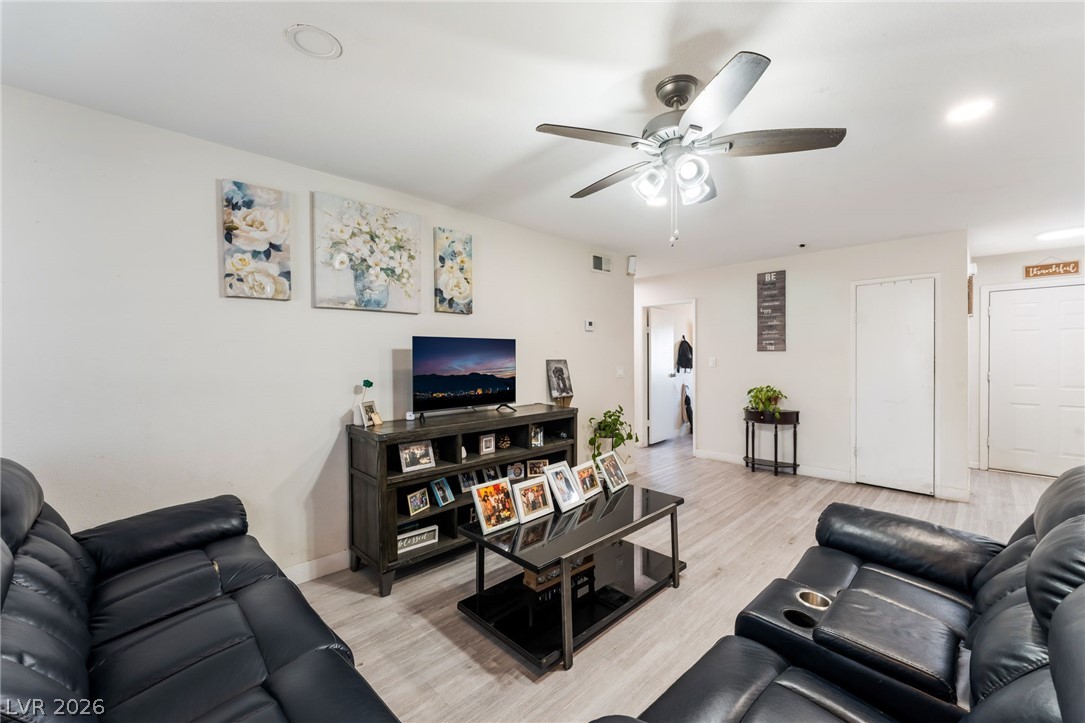 5104 Churchill Avenue Las Vegas NV 89107