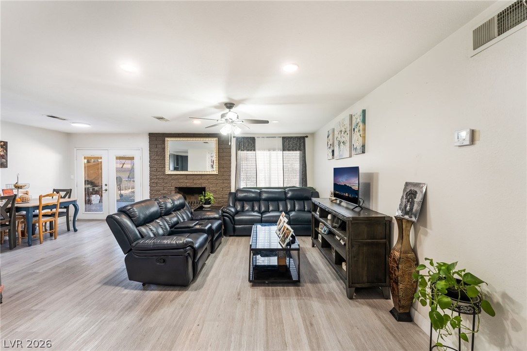 5104 Churchill Avenue Las Vegas NV 89107