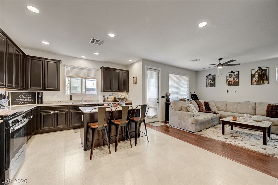 6580 Pine Hall Avenue Las Vegas NV 89122
