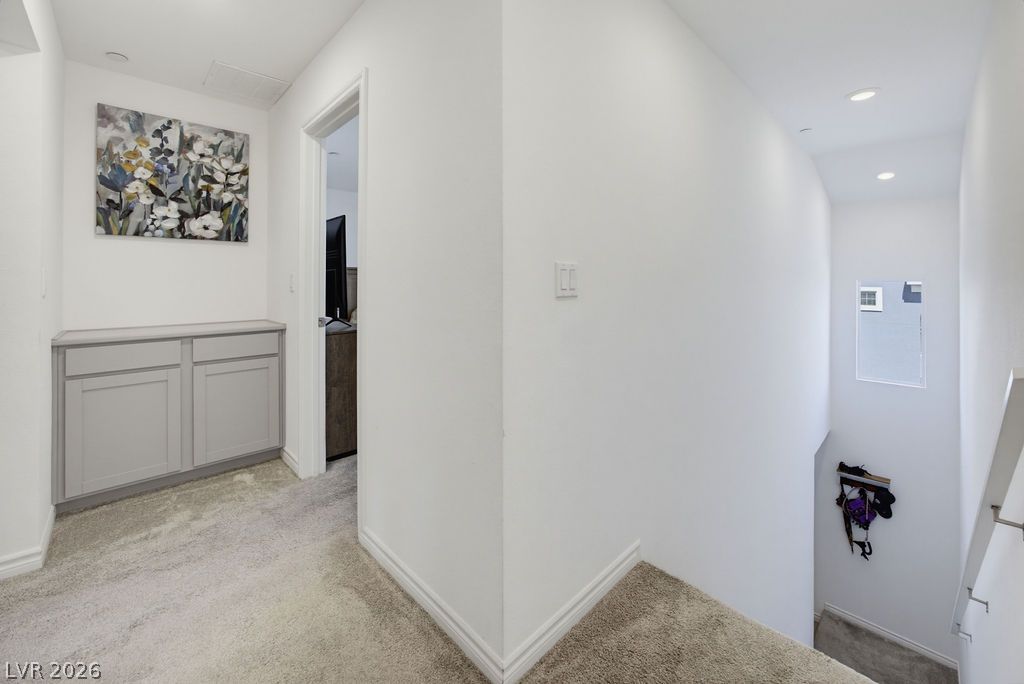 6236 Foxes Dale Street Las Vegas NV 89166