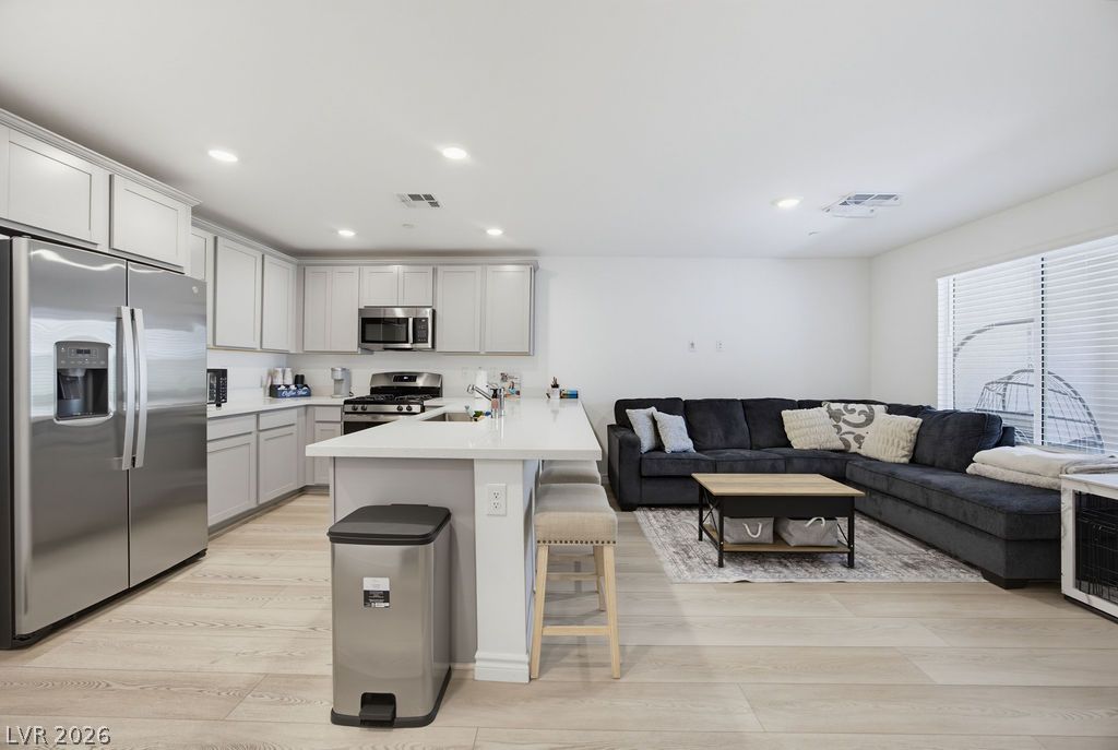 6236 Foxes Dale Street Las Vegas NV 89166