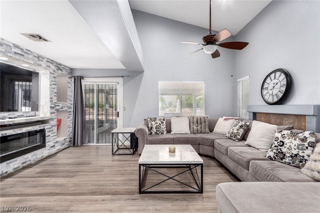 3825 Manhattan Bridge Place North Las Vegas NV 89032