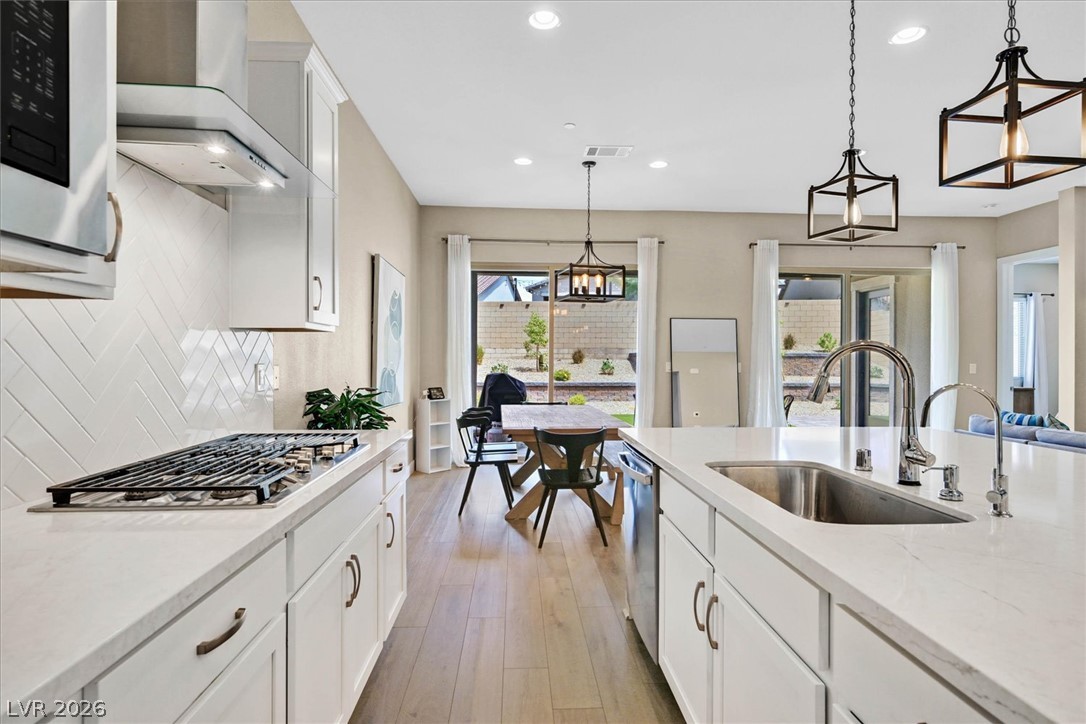 552 Comodo Street Henderson NV 89011
