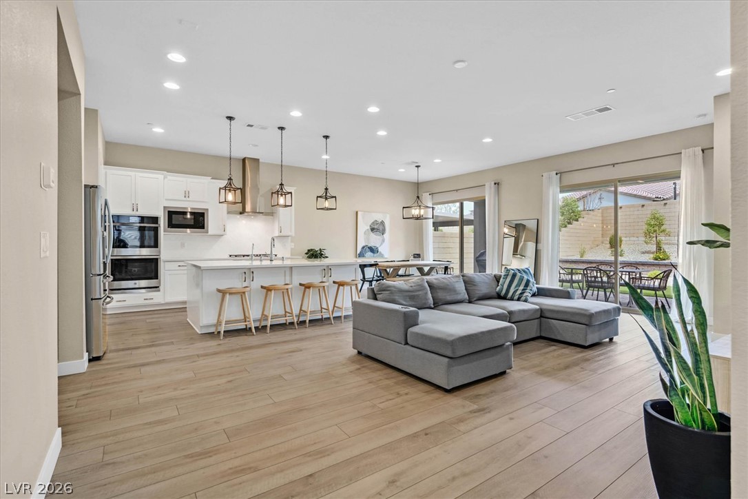 552 Comodo Street Henderson NV 89011