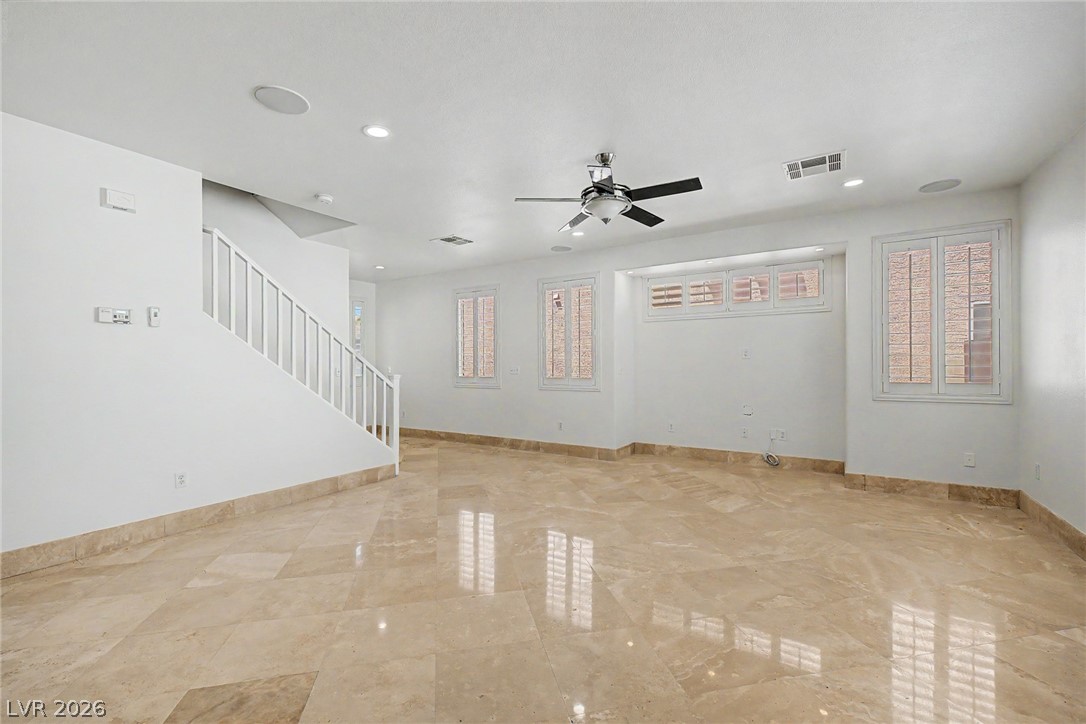 6772 Gold Yarrow Street Las Vegas NV 89148