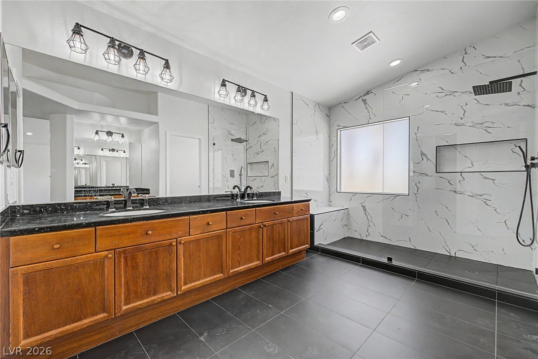 6772 Gold Yarrow Street Las Vegas NV 89148