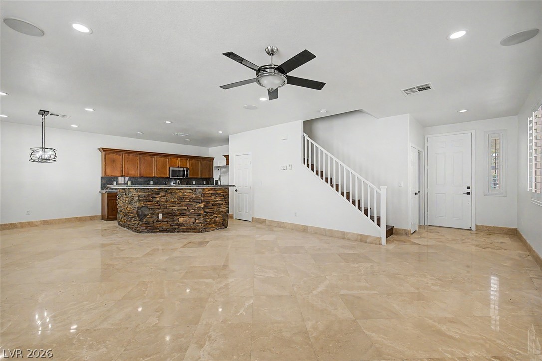 6772 Gold Yarrow Street Las Vegas NV 89148