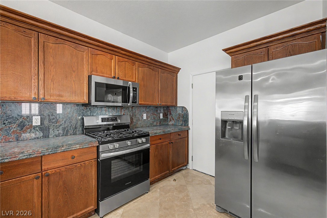 6772 Gold Yarrow Street Las Vegas NV 89148