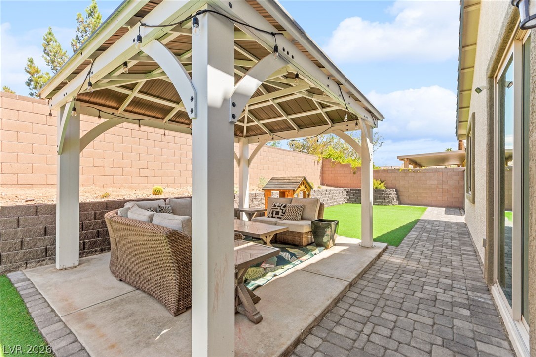 440 Calabria Beach Street Henderson NV 89015