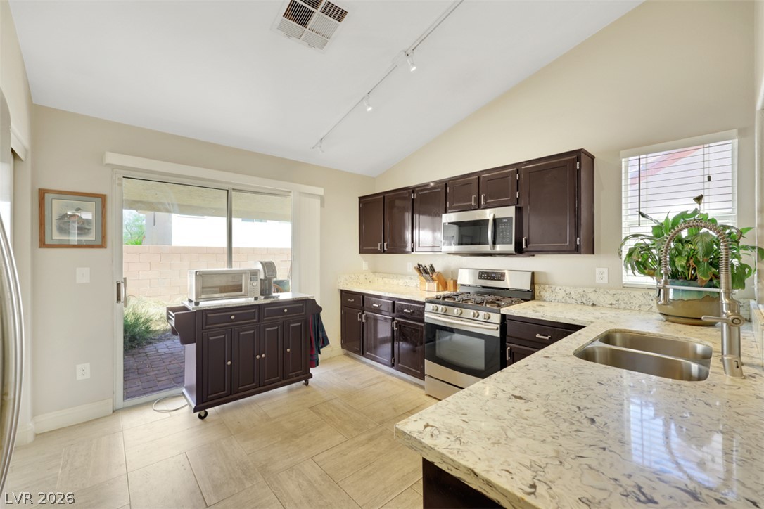 3608 Chateau Meadow Street Las Vegas NV 89129