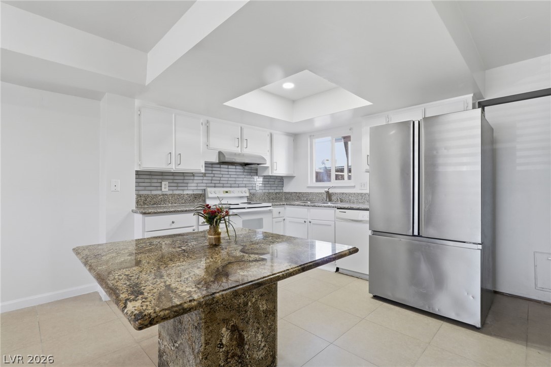 1541 Saylor Way Las Vegas NV 89108