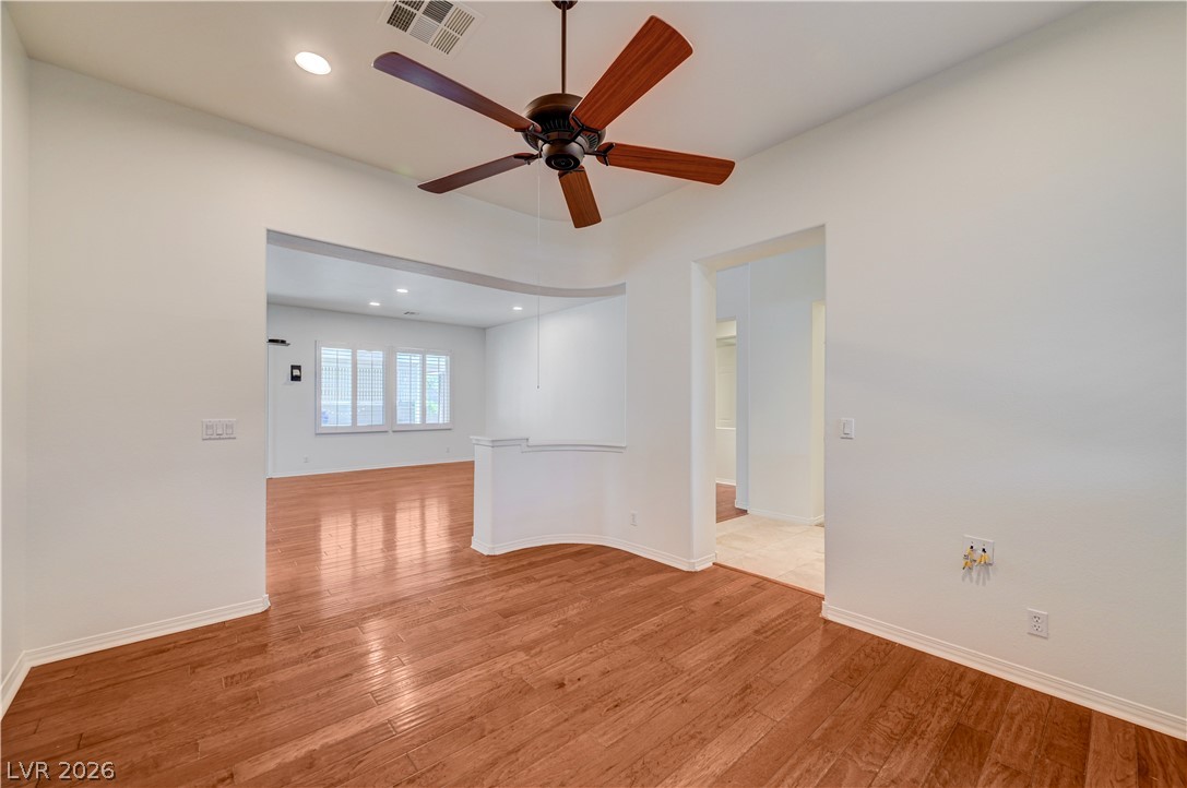 6641 Black Oaks Street North Las Vegas NV 89084