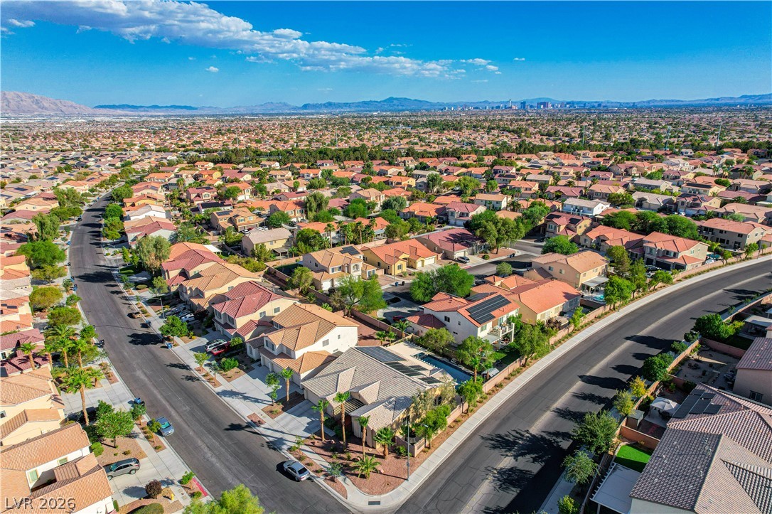 6641 Black Oaks Street North Las Vegas NV 89084