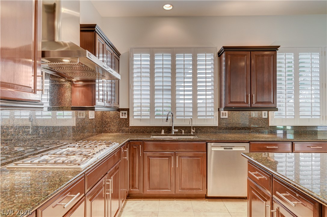 6641 Black Oaks Street North Las Vegas NV 89084