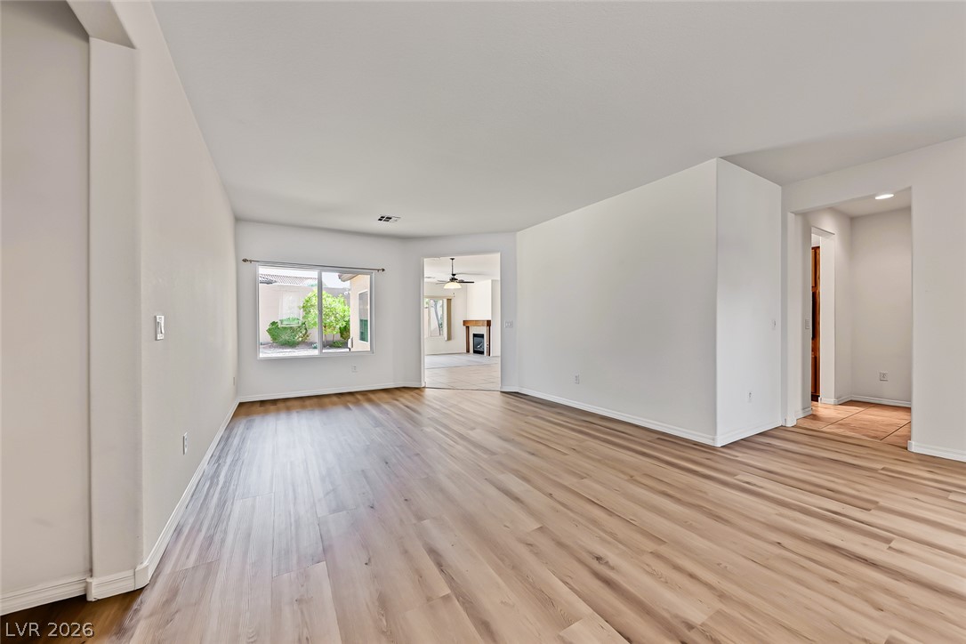 2381 Rosendale Village Avenue Henderson NV 89052