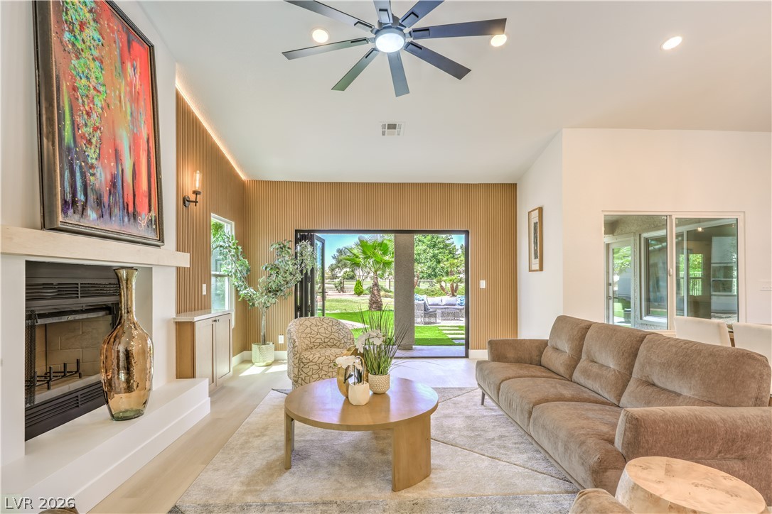 5001 Pacific Grove Drive Las Vegas NV 89130