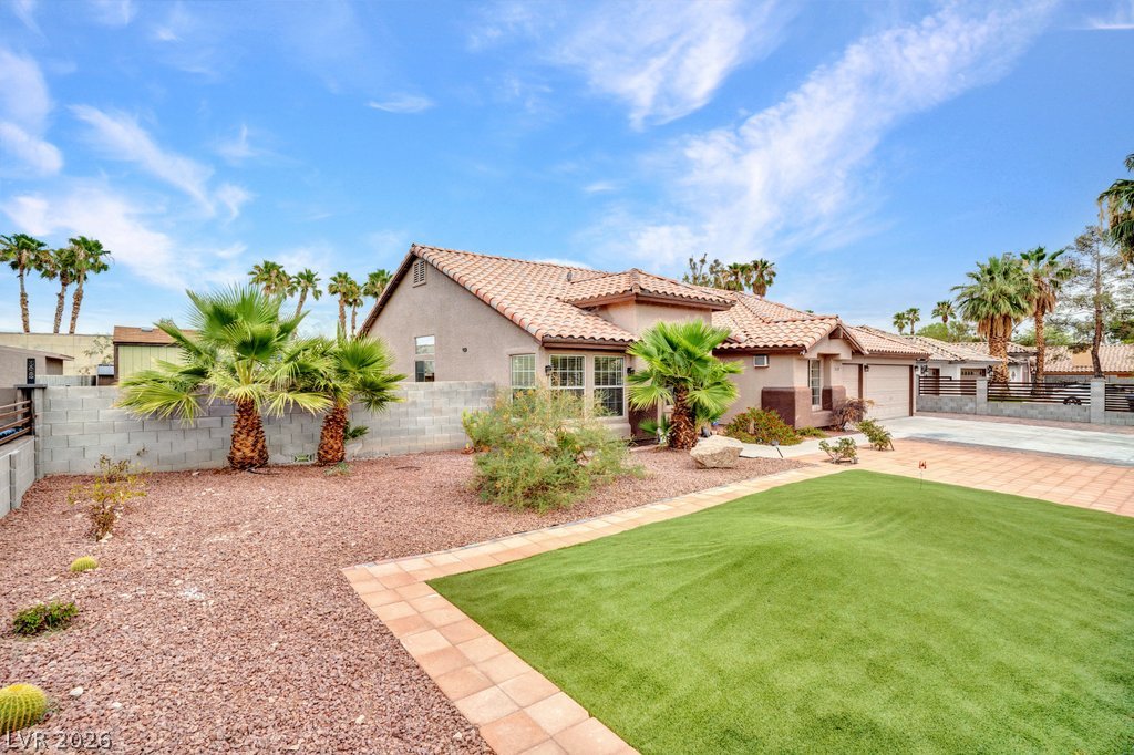 2660 Rosanna Street Las Vegas NV 89117