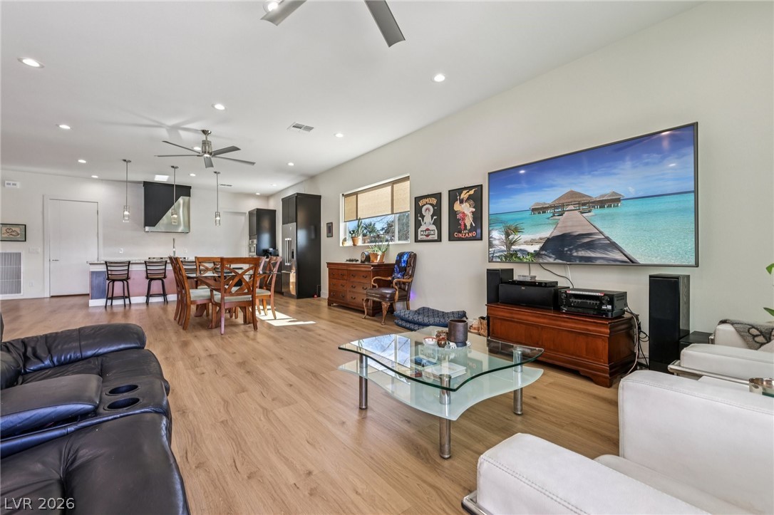 3869 Pacific Street Las Vegas NV 89121