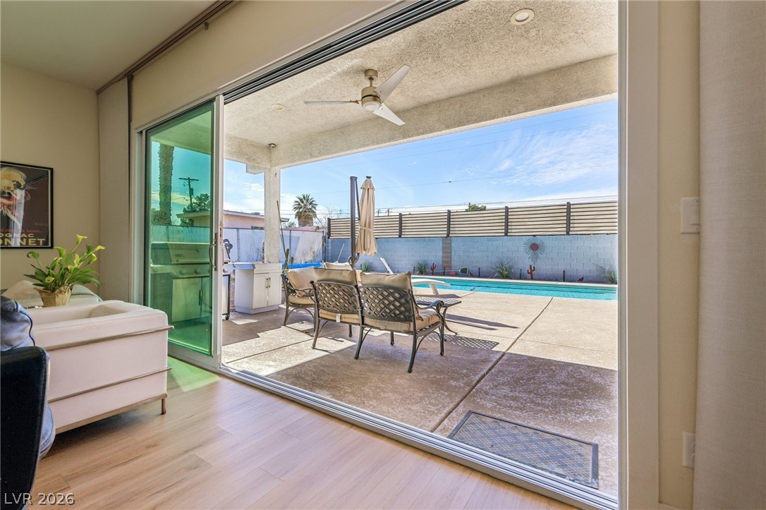 3869 Pacific Street Las Vegas NV 89121