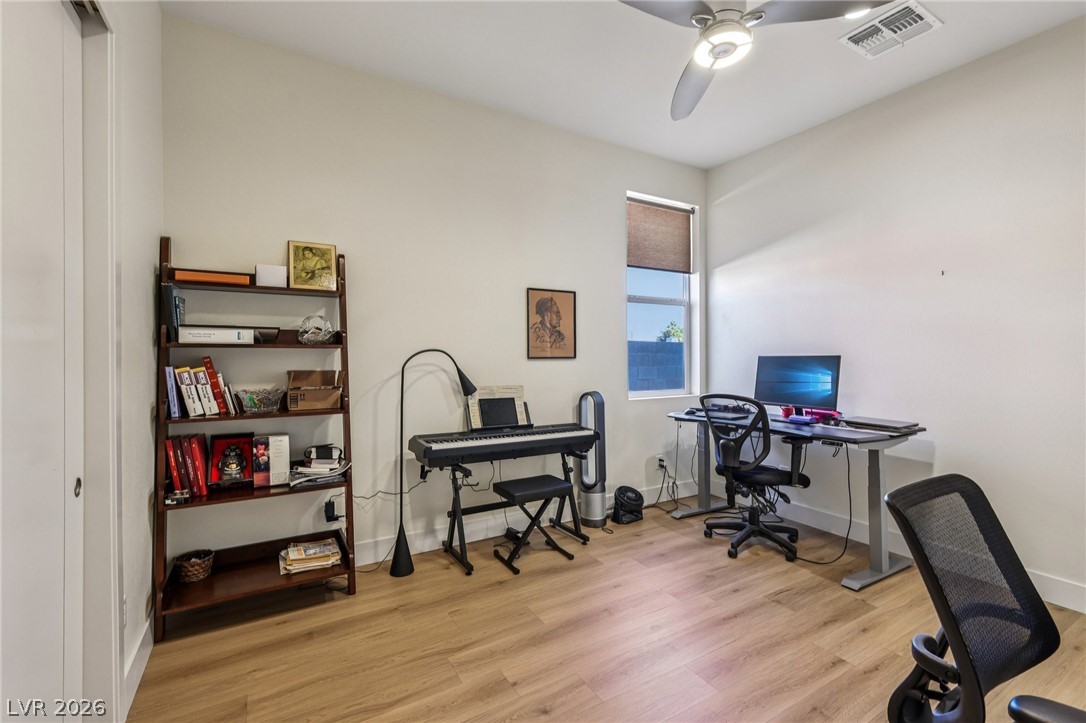 3869 Pacific Street Las Vegas NV 89121