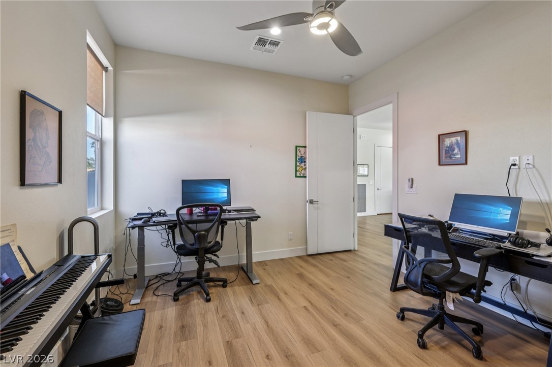 3869 Pacific Street Las Vegas NV 89121
