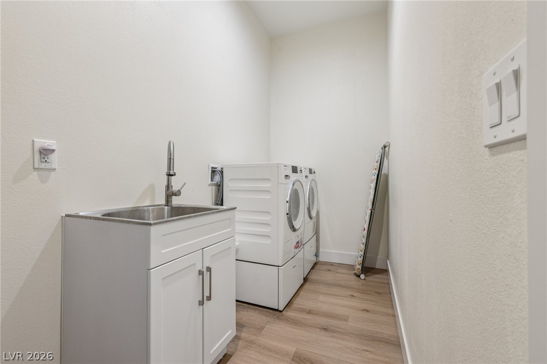 3869 Pacific Street Las Vegas NV 89121