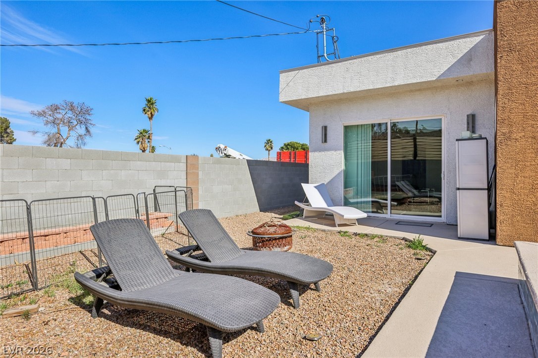 3869 Pacific Street Las Vegas NV 89121
