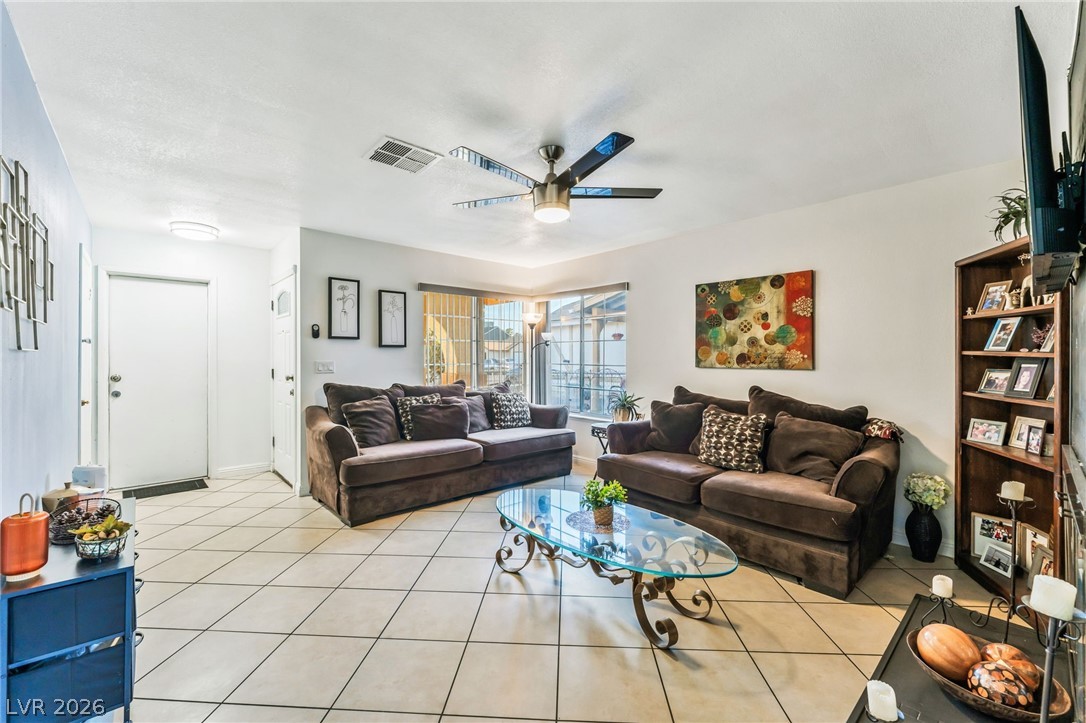 5942 Whispering Pine Avenue Las Vegas NV 89142