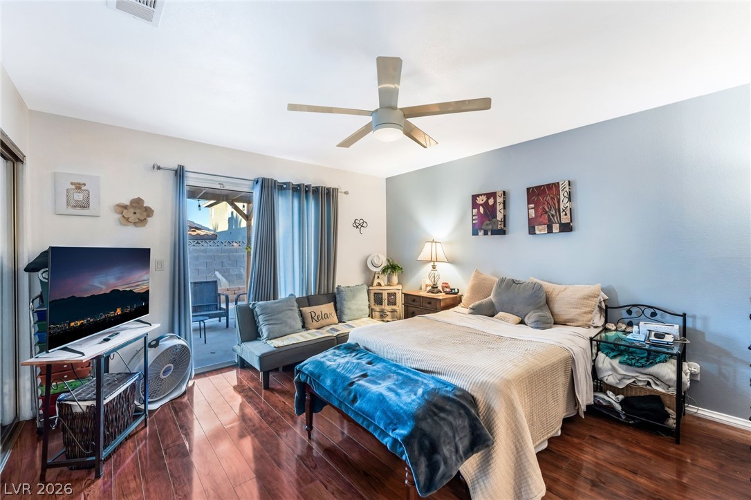5942 Whispering Pine Avenue Las Vegas NV 89142