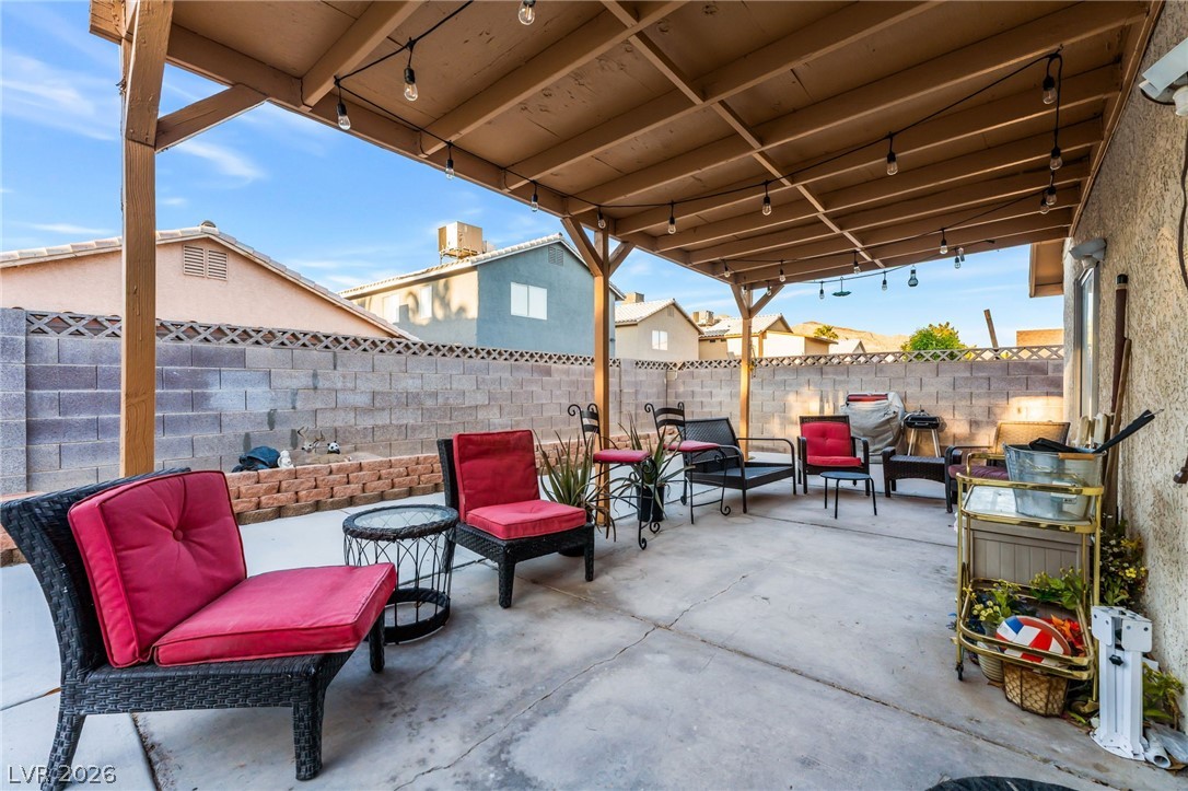 5942 Whispering Pine Avenue Las Vegas NV 89142
