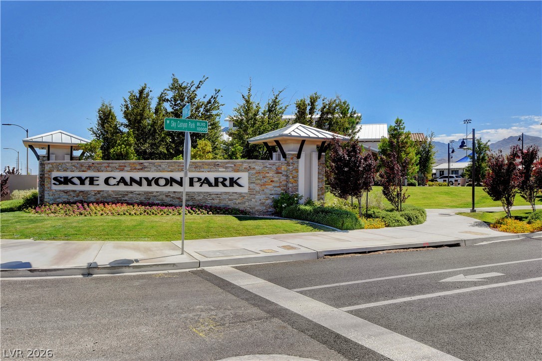 8935 Cassia Winds Street Las Vegas NV 89166