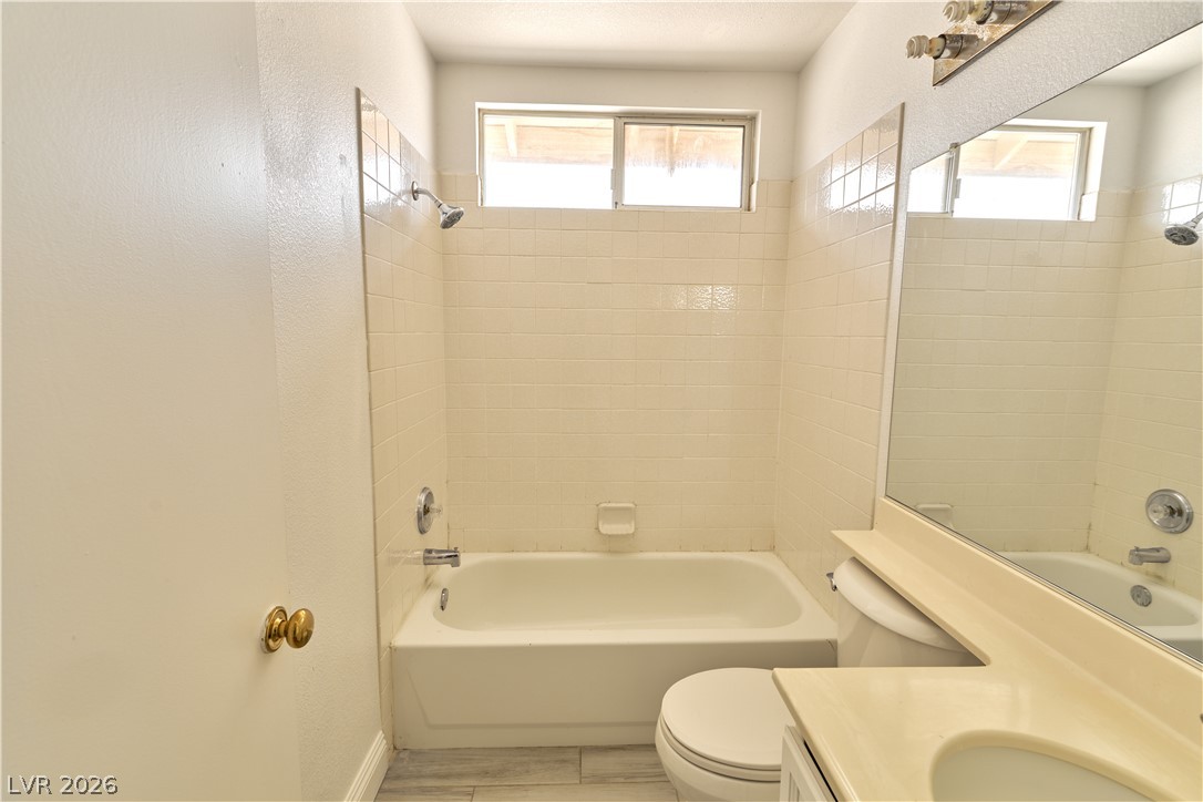 8048 Kentshire Drive Las Vegas NV 89117