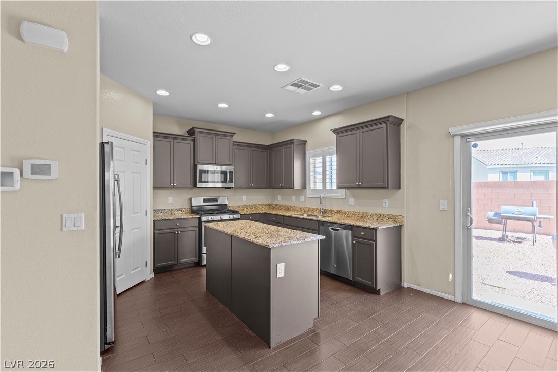 7906 Woolly Street Las Vegas NV 89149