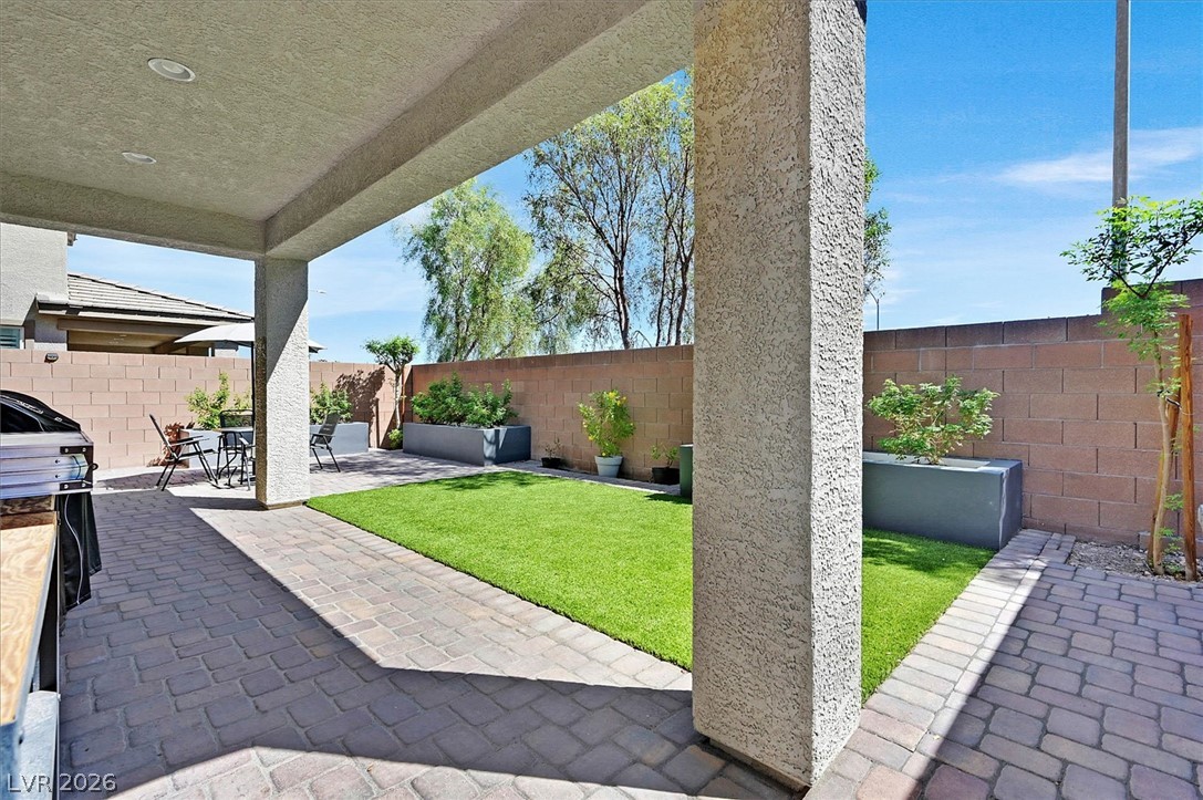 8172 Willmann Street Las Vegas NV 89178