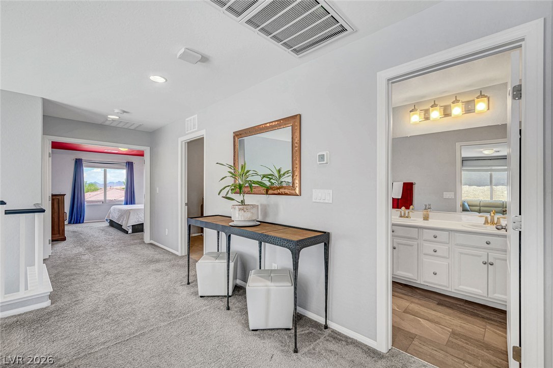 10840 Woods Hole Bay Street Las Vegas NV 89179