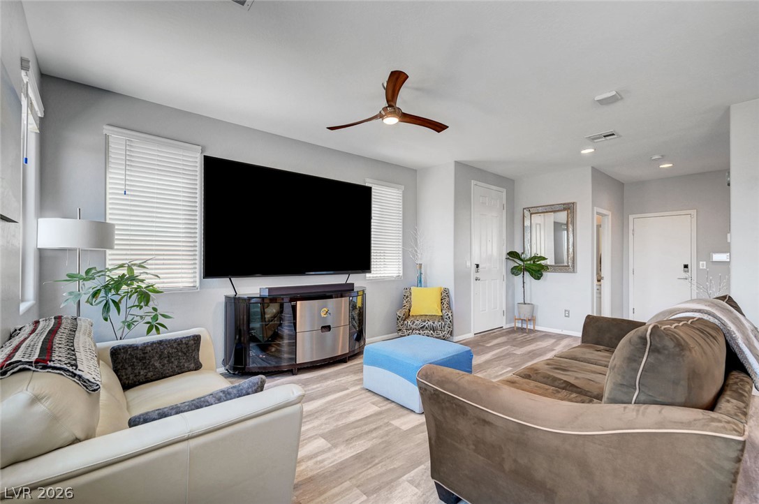 10840 Woods Hole Bay Street Las Vegas NV 89179