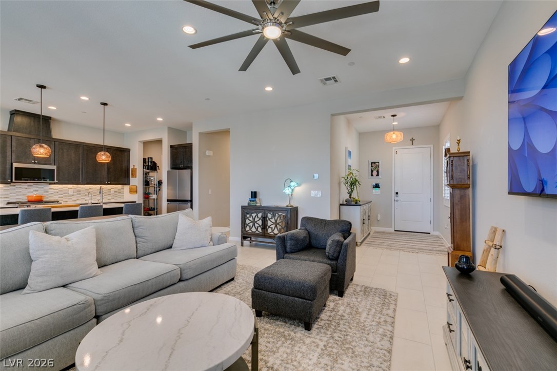 9028 Skye Treeline Street Las Vegas NV 89166